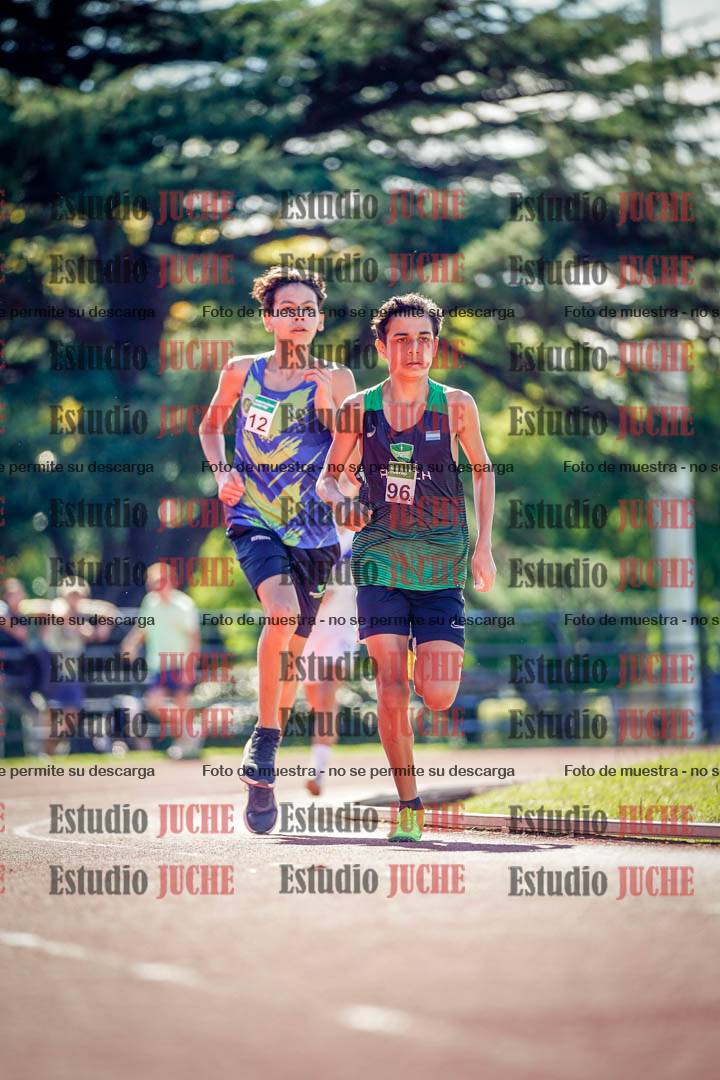 Fotos de los 2400 m de varones