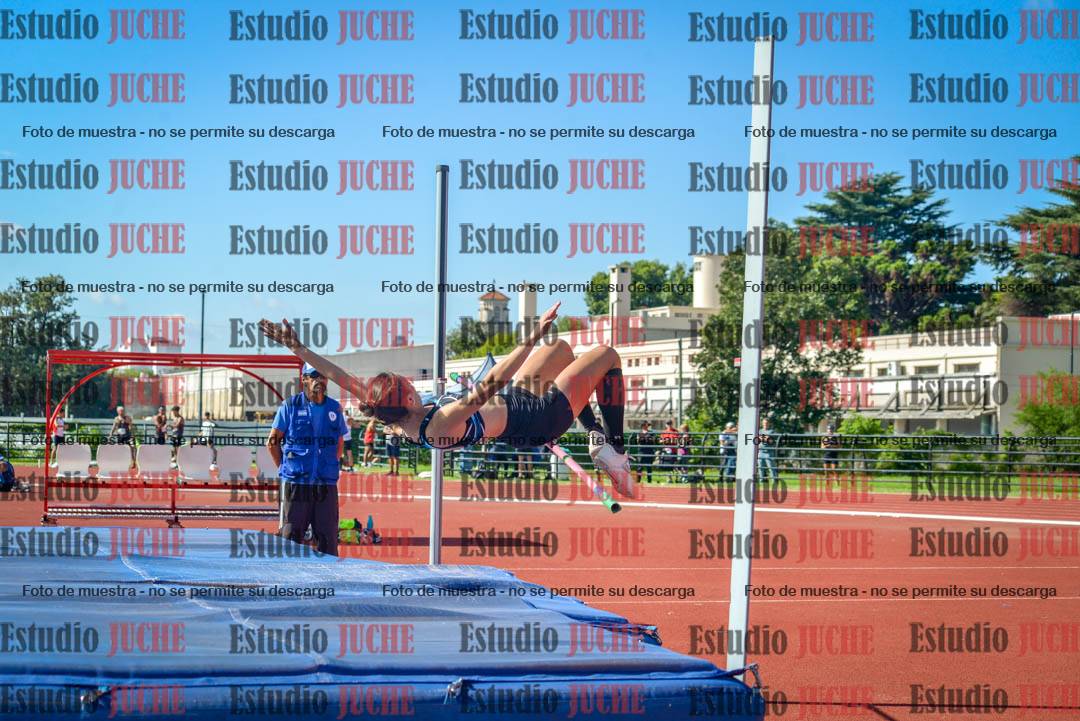 Fotos del salto en alto de mujeres