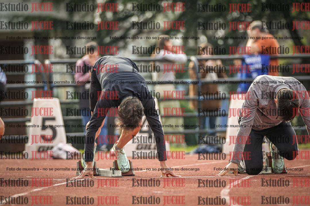 Fotos de los 100 m llanos de varones