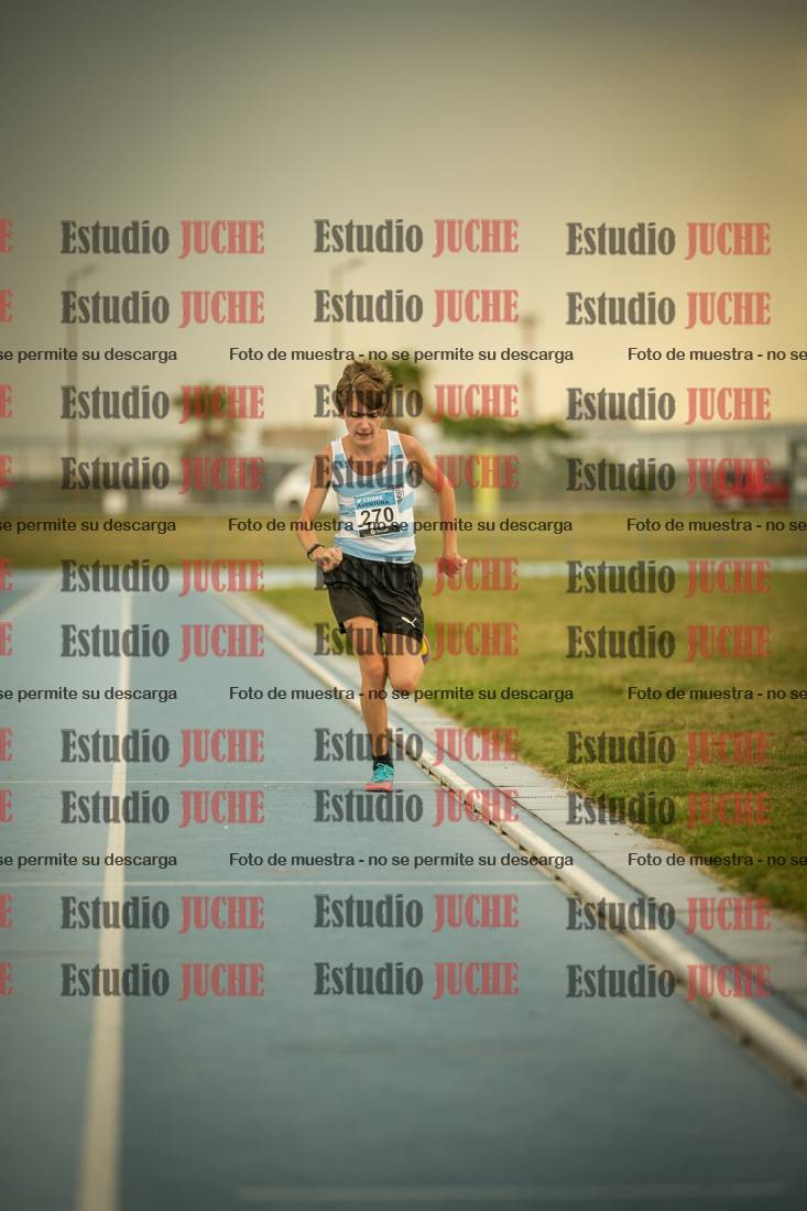Fotos de los 600 m llanos de varones