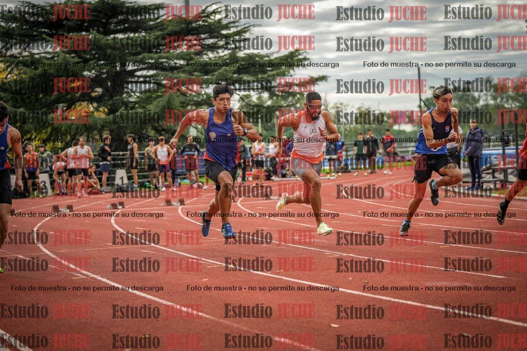 Fotos de los 100 m llanos de varones