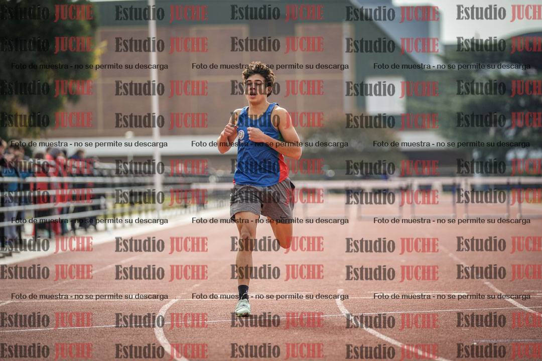 Fotos de los 400 m con vallas de varones