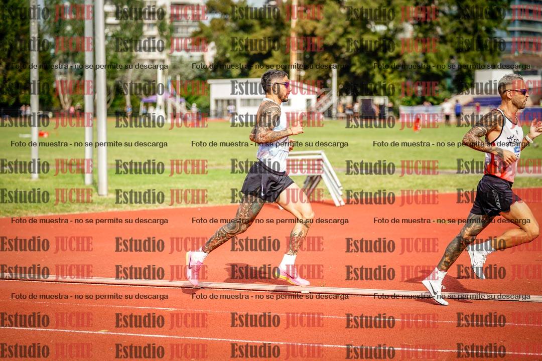 Fotos de los 3000 m llanos de varones
