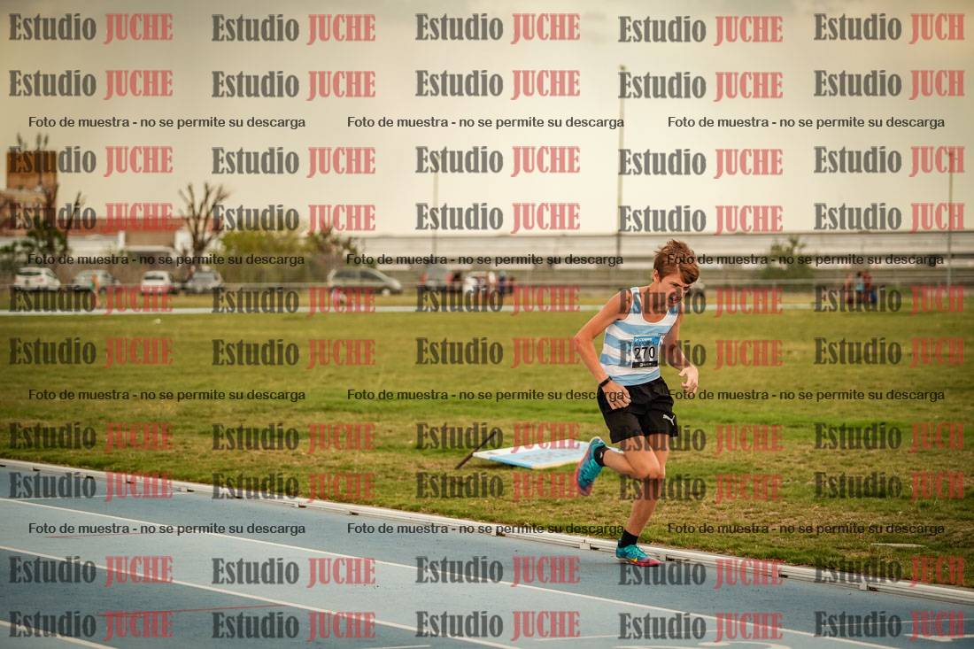 Fotos de los 600 m llanos de varones