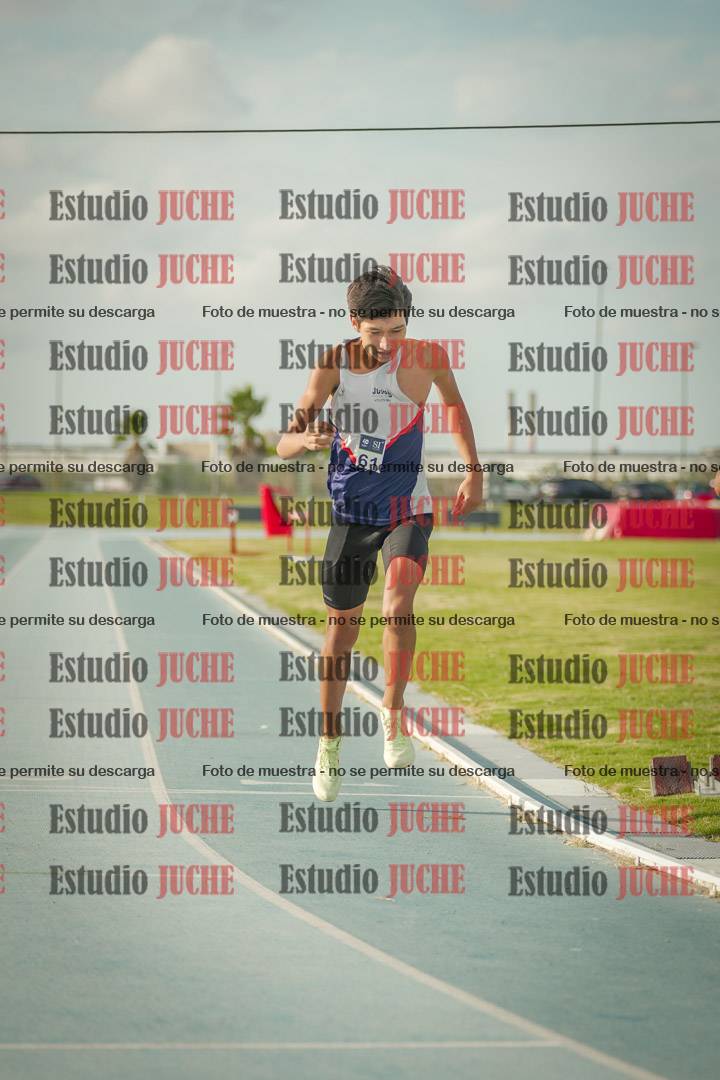 Fotos de los 800 m llanos de varones