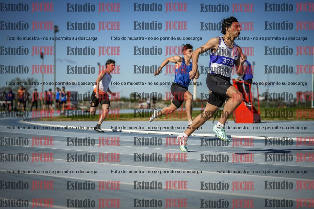 Fotos de los 200 m llanos de varones