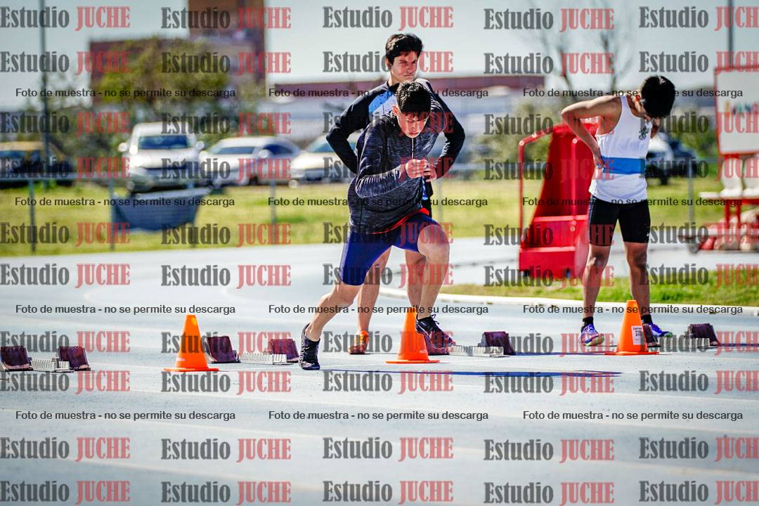Fotos de los 80 m llanos de varones - FINAL