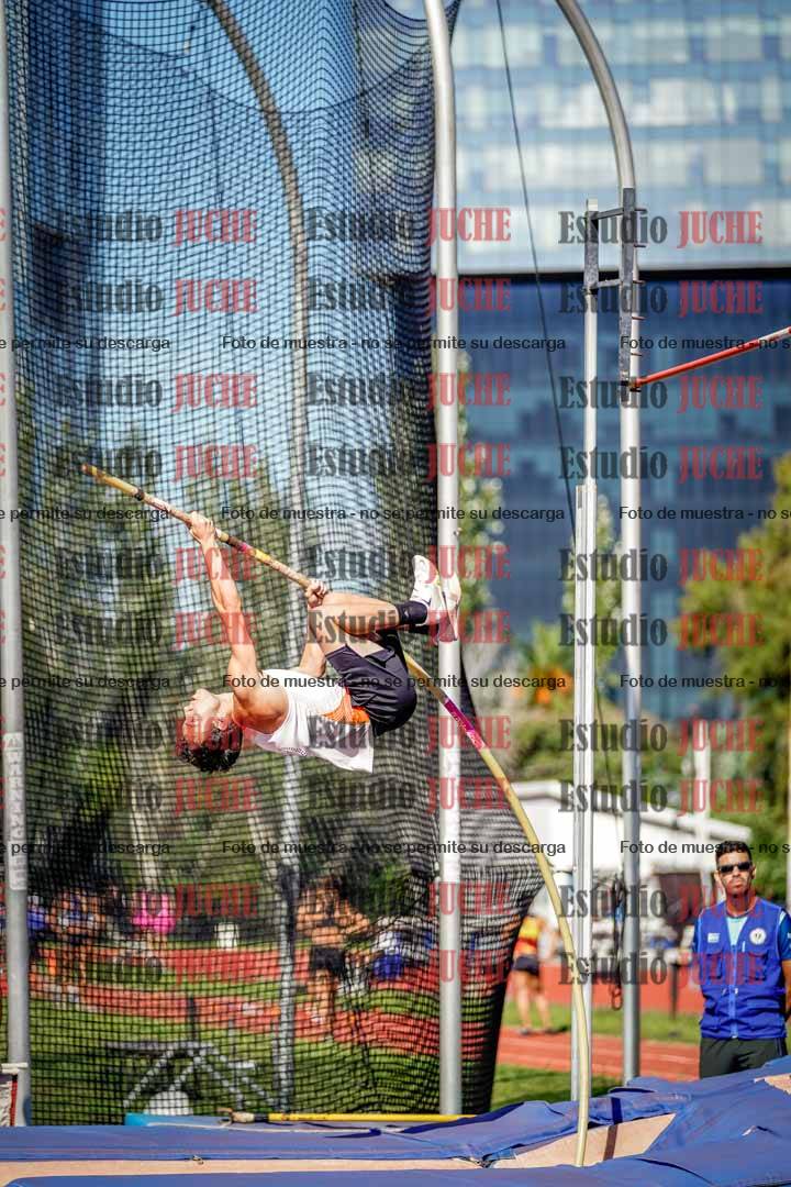 Fotos del salto triple de mujeres y varones