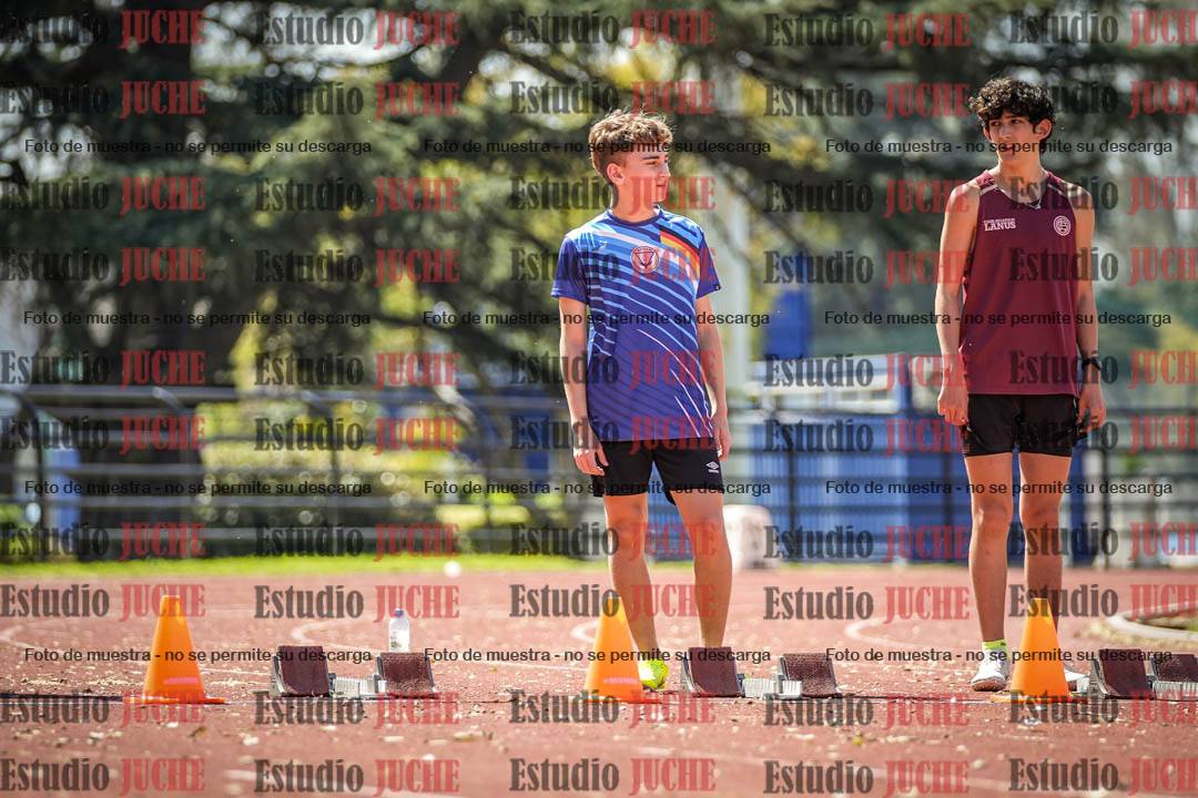 Fotos de los 80 m llanos de varones