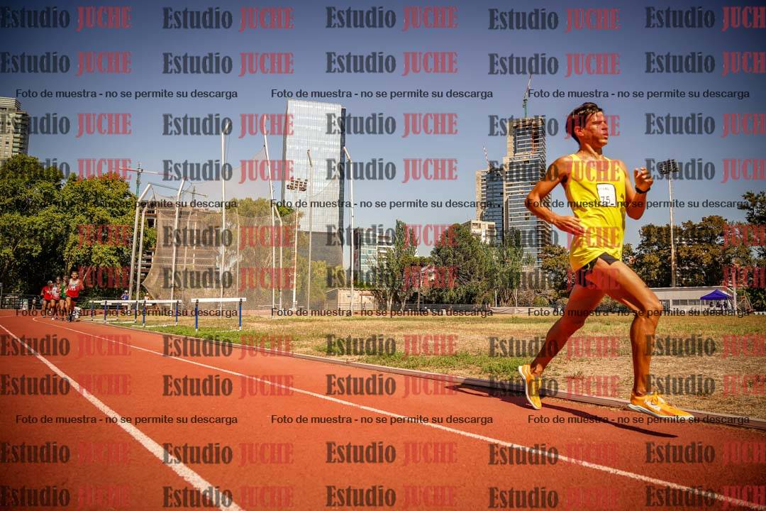 Fotos de los 3000 m llanos de varones