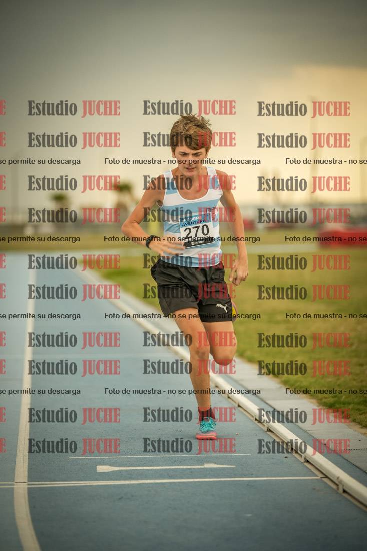 Fotos de los 600 m llanos de varones