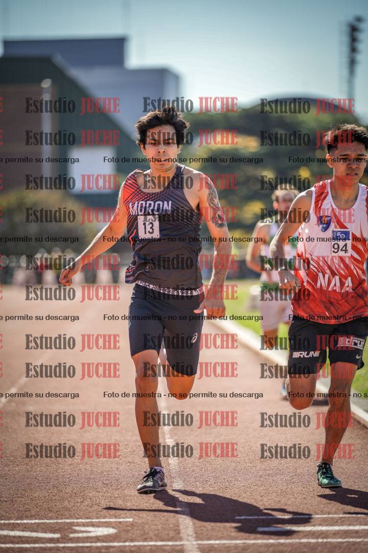 Fotos de los 800 m llanos de varones