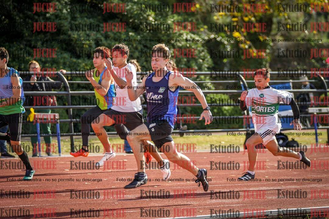 Fotos de los 100 m llanos de varones