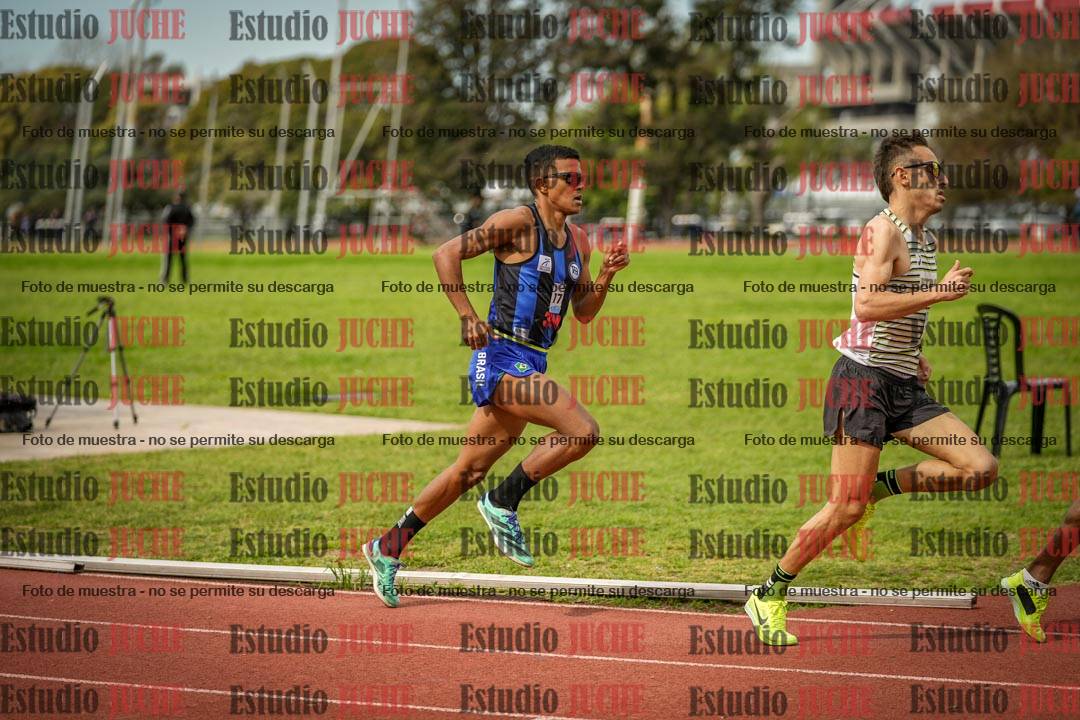 Fotos de los 1500 m llanos de varones