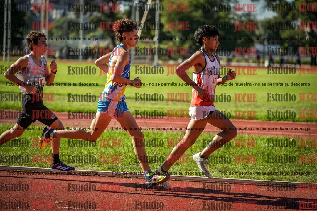 Fotos de los 2400 m llanos de varones