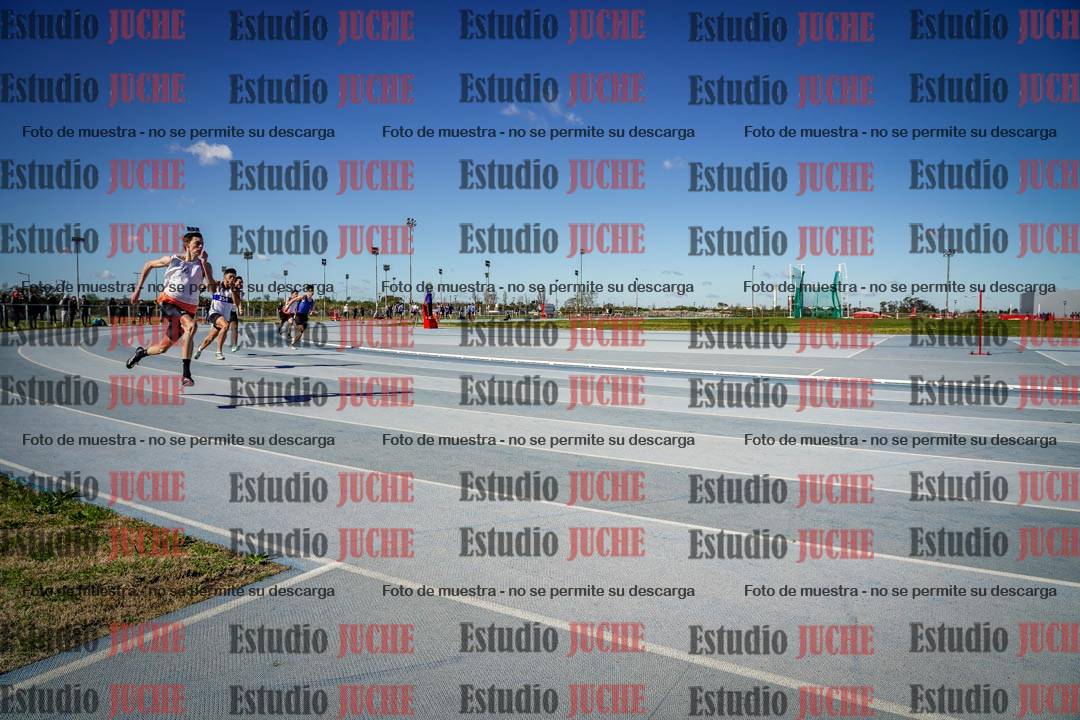 Fotos de los 200 m llanos de varones
