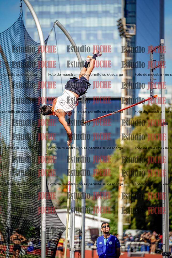 Fotos del salto triple de mujeres y varones