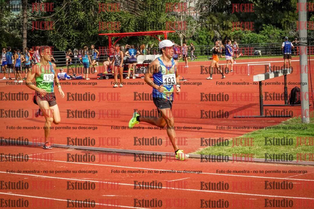 Fotos de los 3000 m llanos de varones