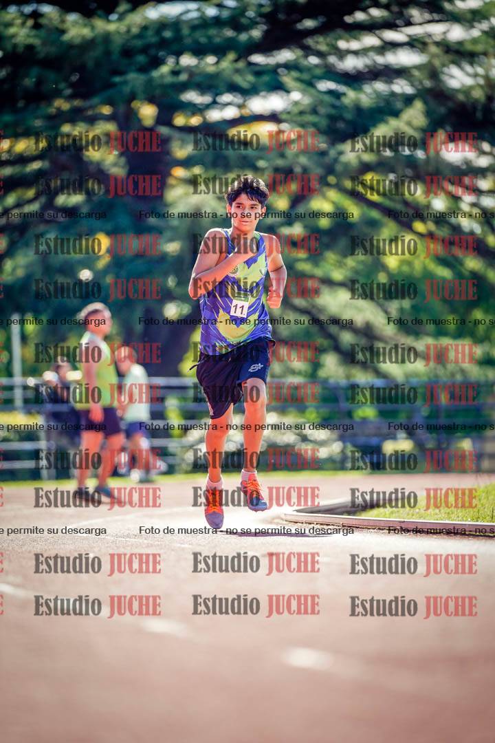 Fotos de los 2400 m de varones