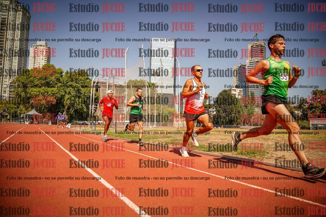Fotos de los 3000 m llanos de varones