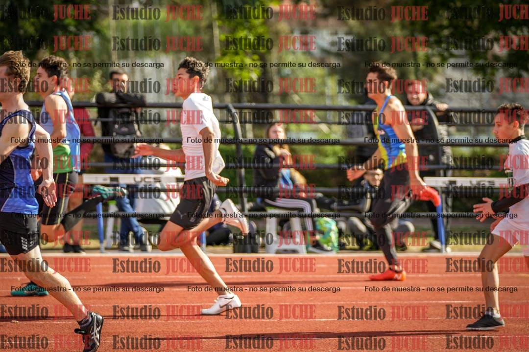 Fotos de los 100 m llanos de varones