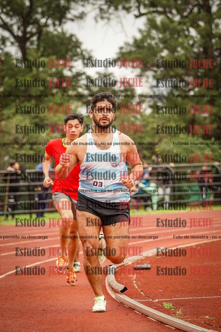 Fotos de los 800 m llanos de varones