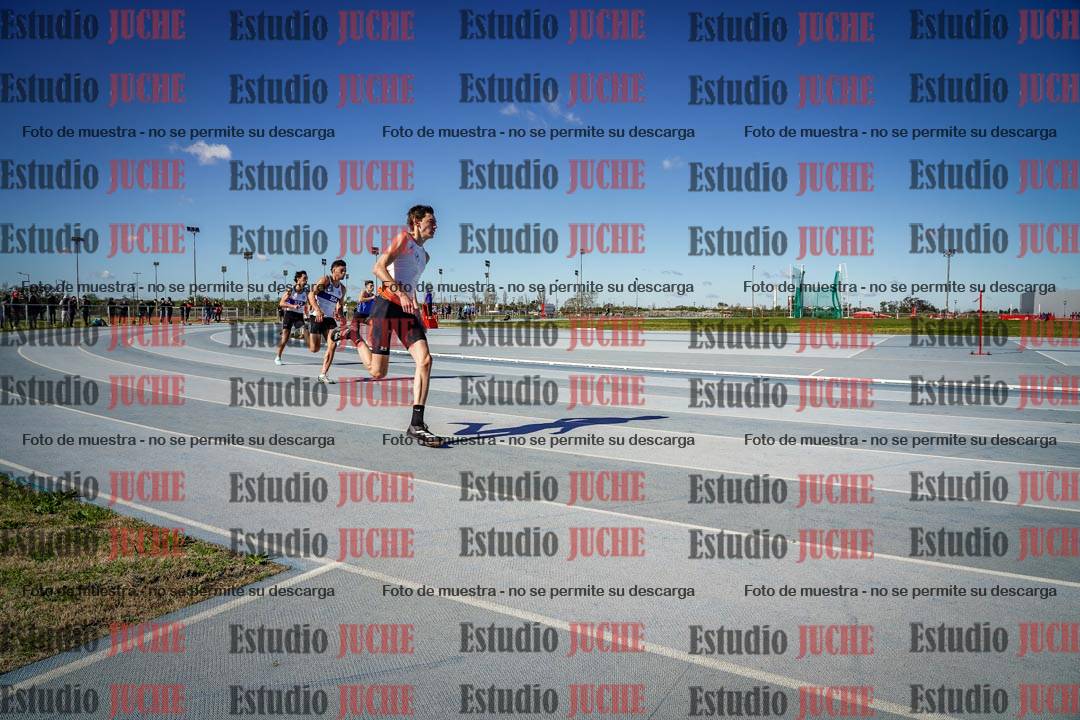 Fotos de los 200 m llanos de varones