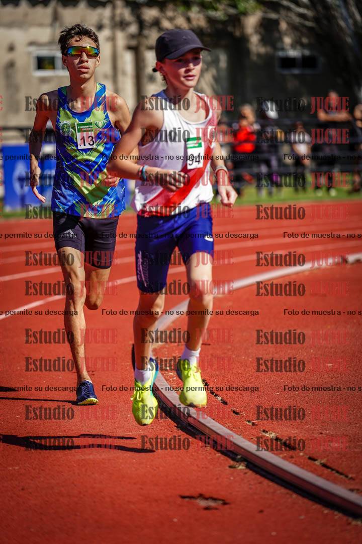 Fotos de los 2400 m de varones