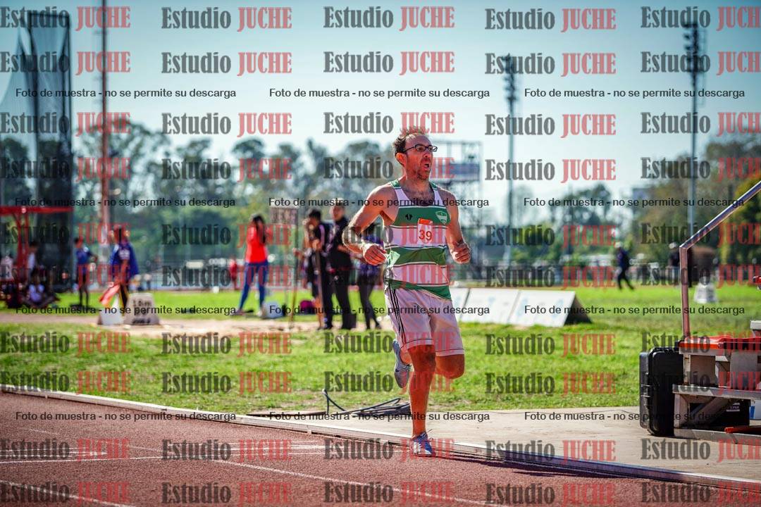 Fotos de los 800 m llanos de varones