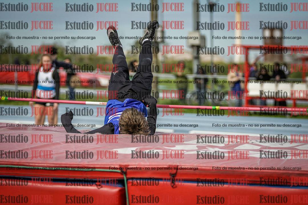 Fotos del salto en alto de varones - todas las categorías (incluye combinadas)