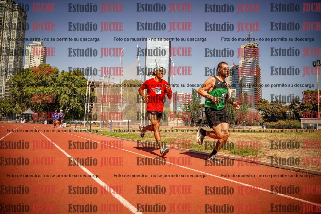 Fotos de los 3000 m llanos de varones