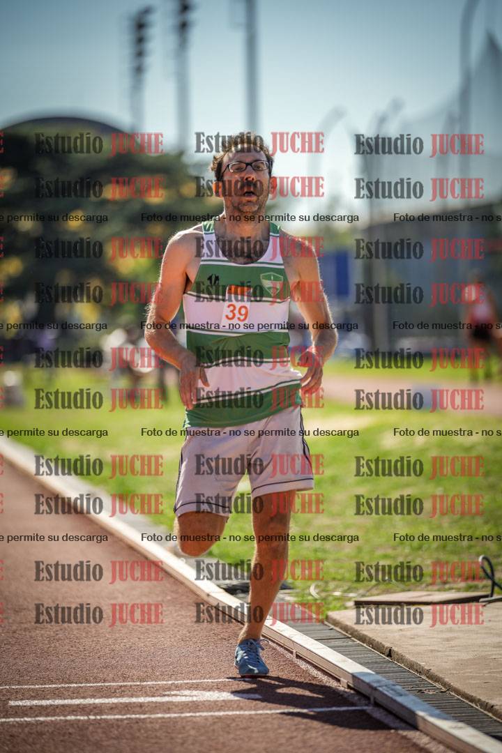 Fotos de los 800 m llanos de varones