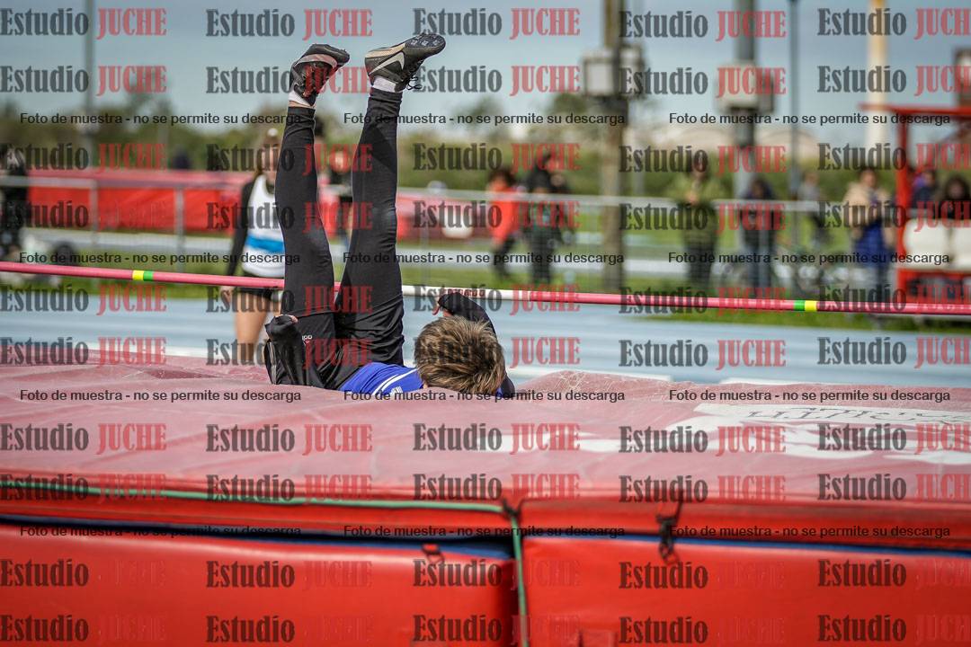 Fotos del salto en alto de varones - todas las categorías (incluye combinadas)