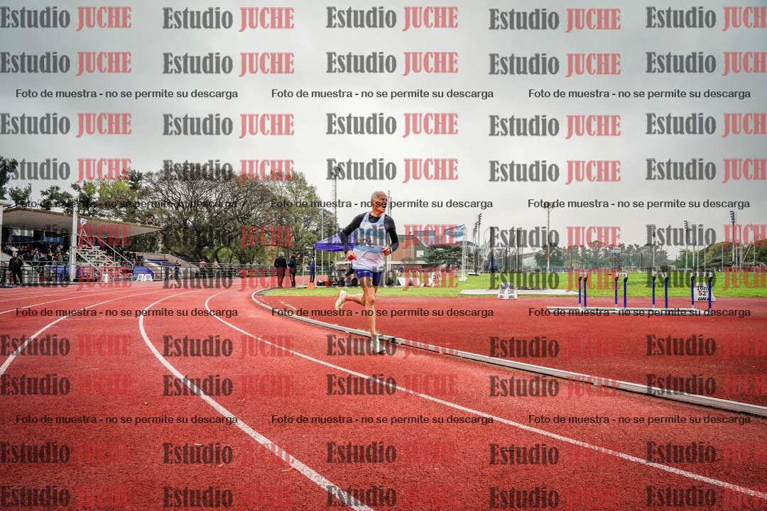 Fotos de los 800 m llanos de varones