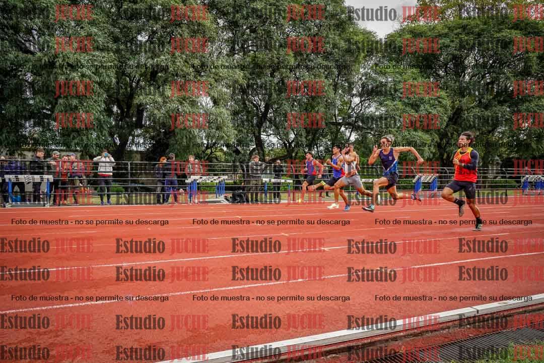 Fotos de los 100 m llanos de varones