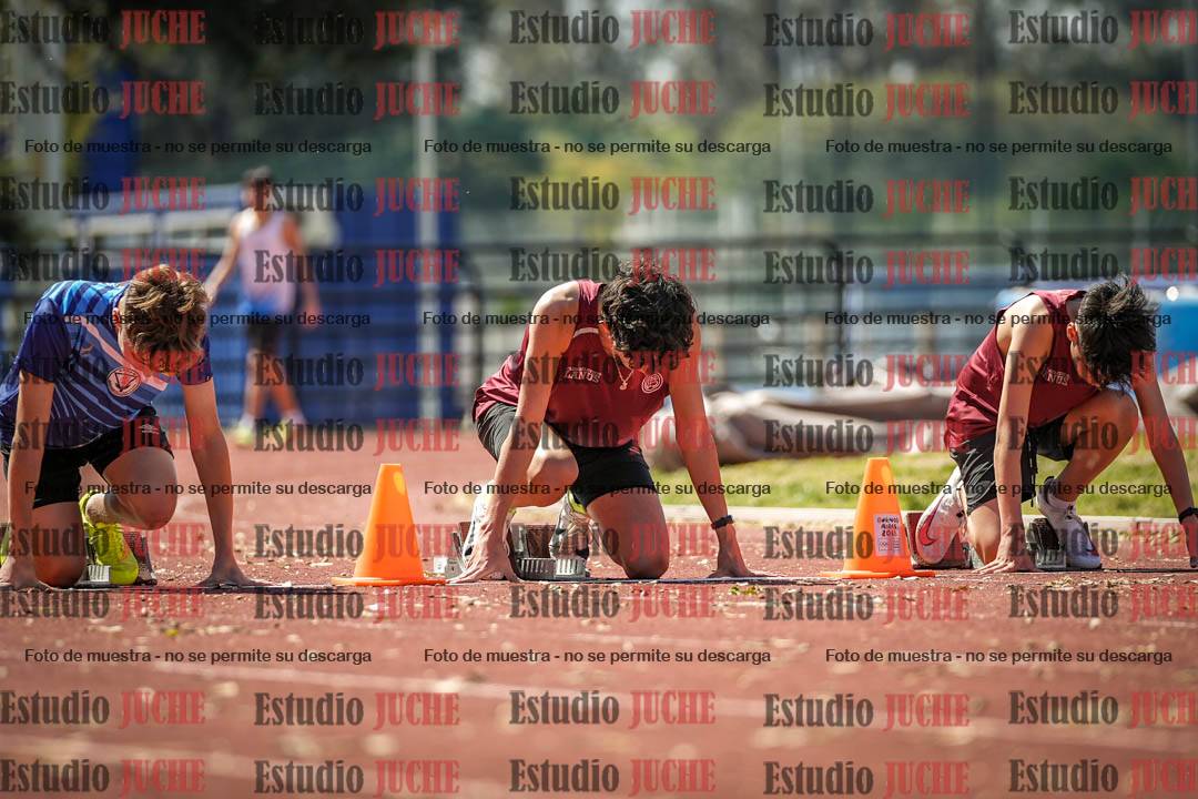 Fotos de los 80 m llanos de varones
