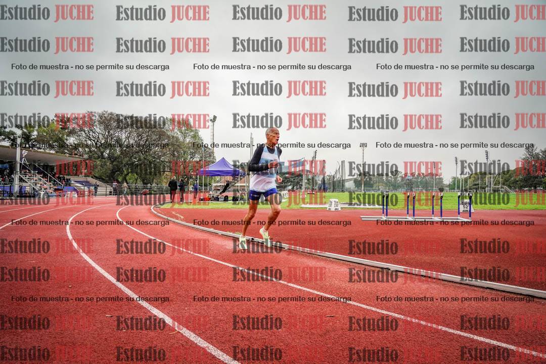 Fotos de los 800 m llanos de varones