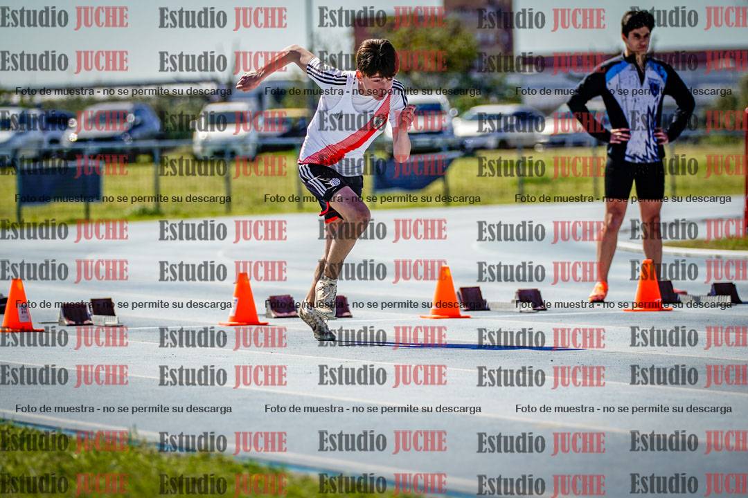 Fotos de los 80 m llanos de varones - FINAL