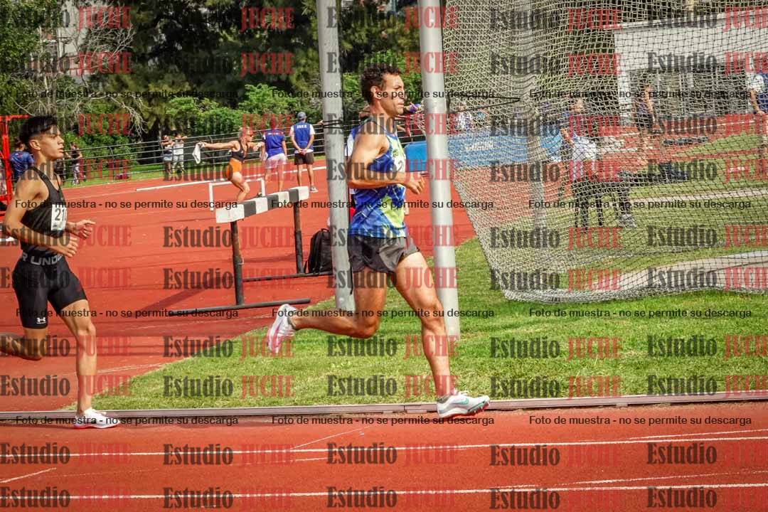 Fotos de los 3000 m llanos de varones