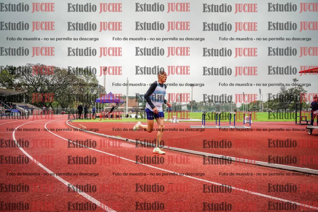 Fotos de los 800 m llanos de varones