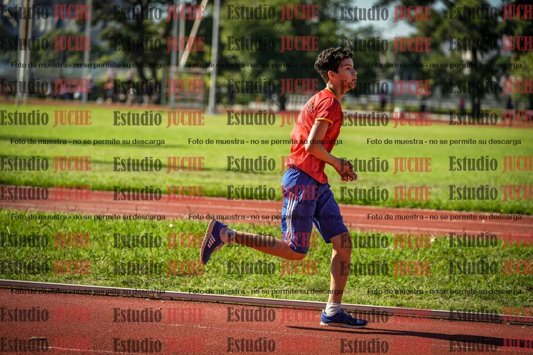 Fotos de los 2400 m llanos de varones