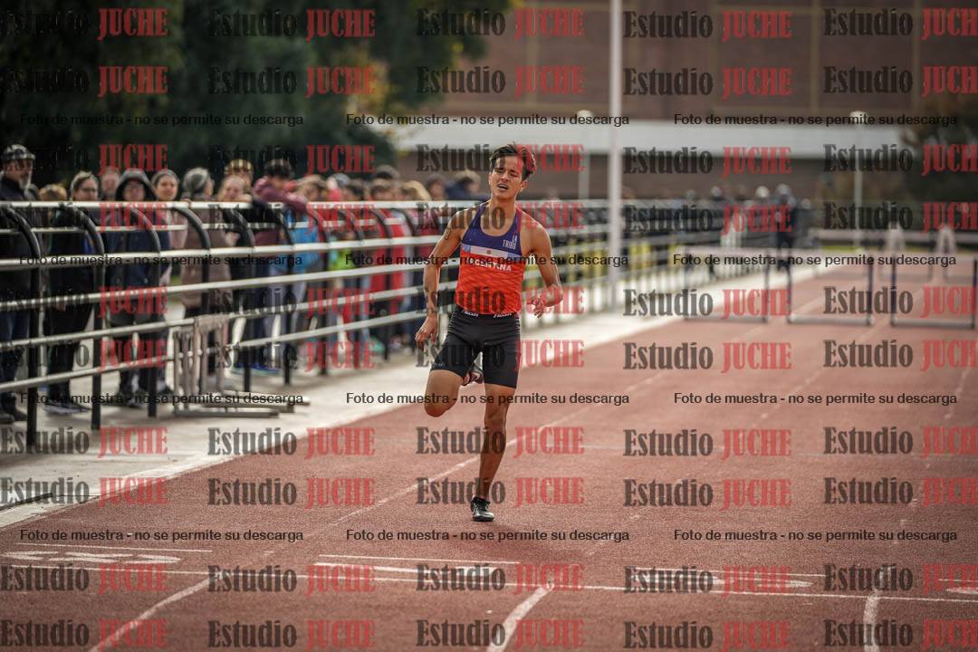 Fotos de los 400 m con vallas de varones