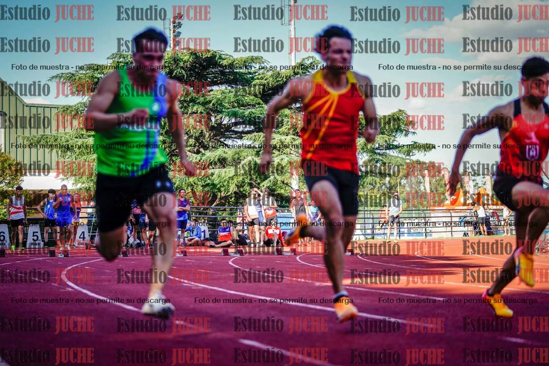 Fotos de los 100 m llanos de varones