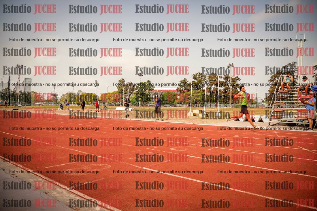 Fotos de los 400 m llanos de varones