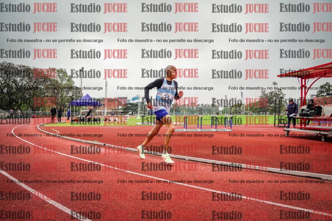 Fotos de los 800 m llanos de varones