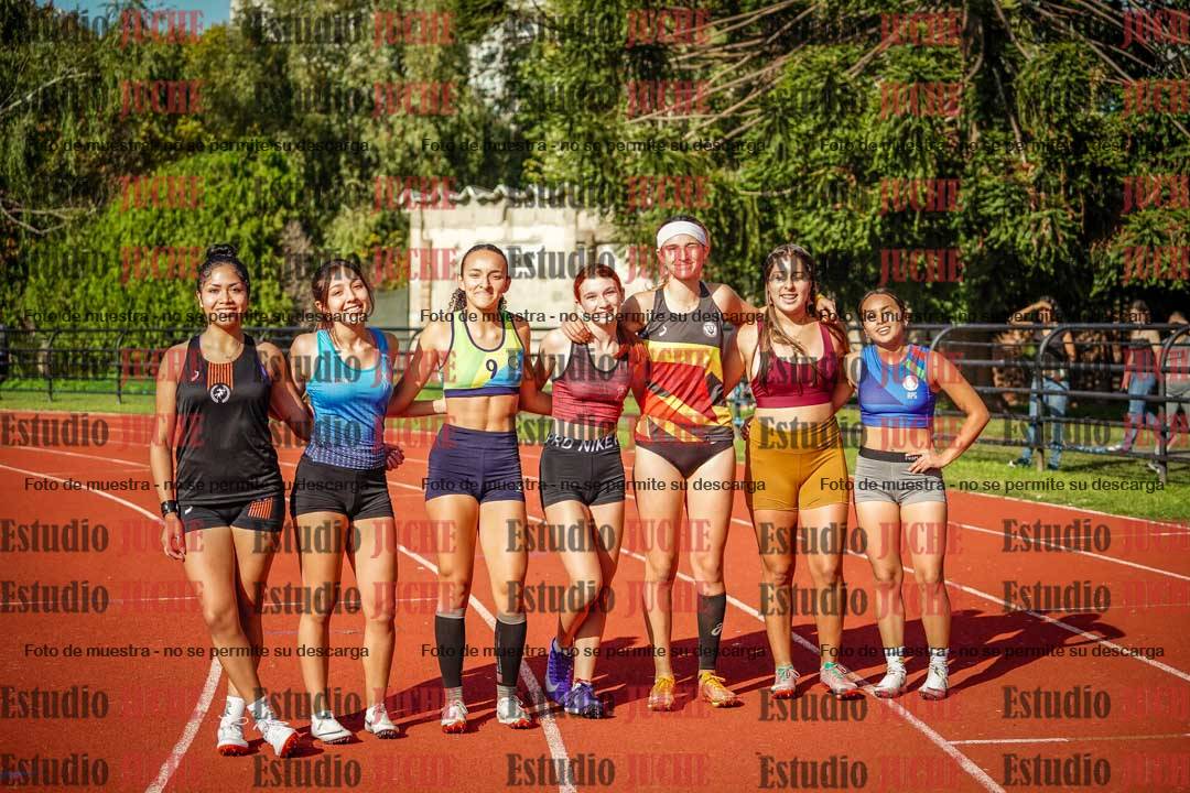 Fotos de algunos podios y extras