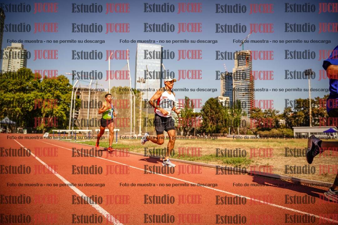 Fotos de los 3000 m llanos de varones