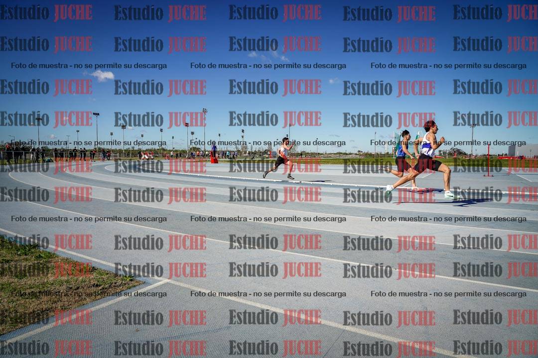 Fotos de los 200 m llanos de varones
