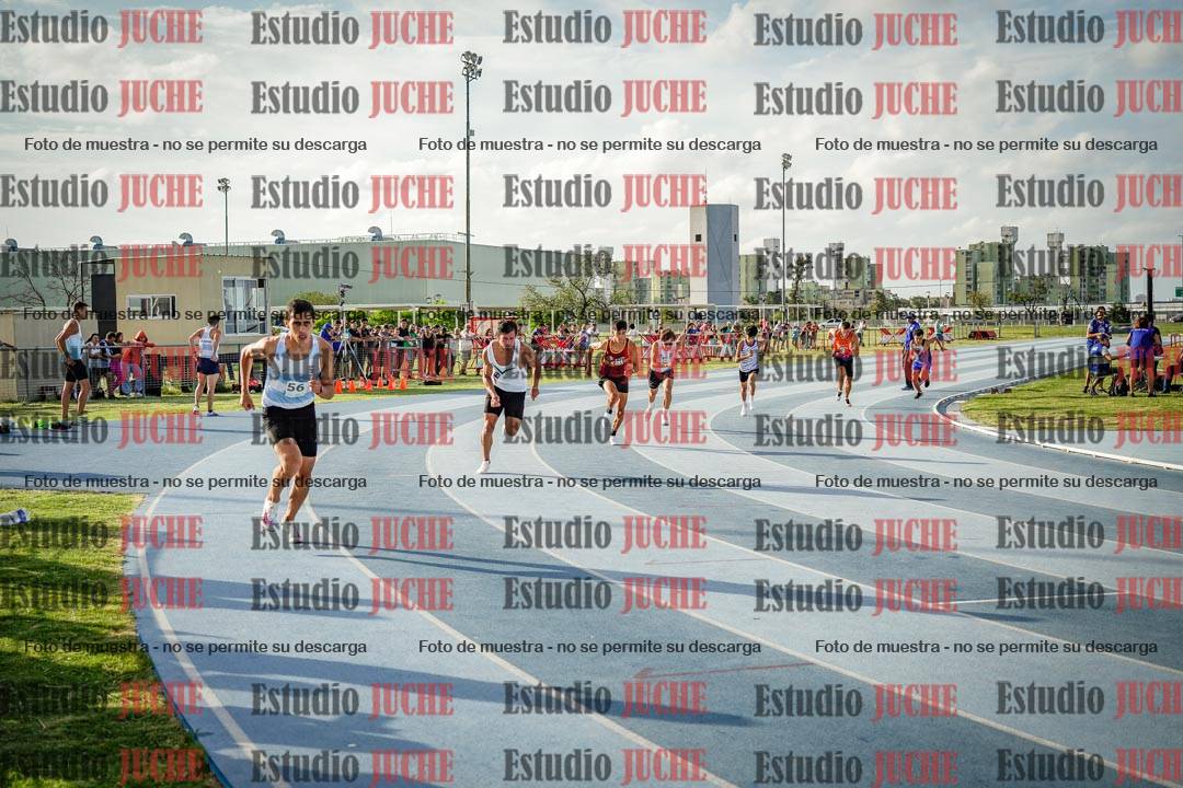 Fotos de los 800 m llanos de varones