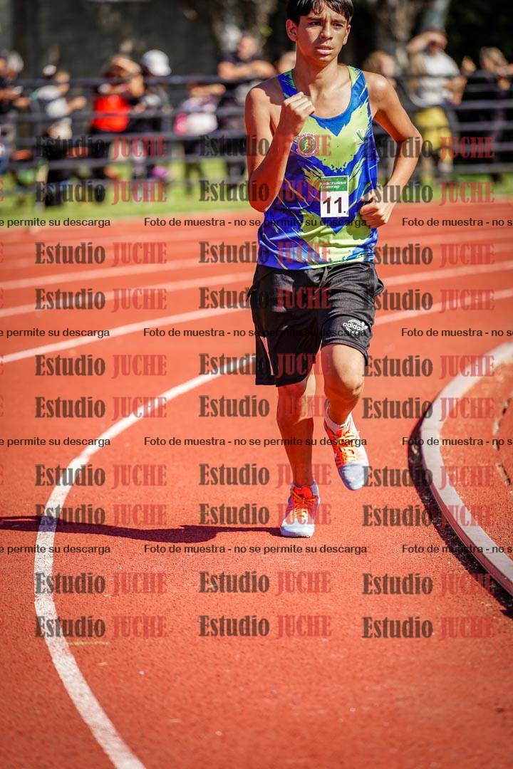Fotos de los 2400 m de varones